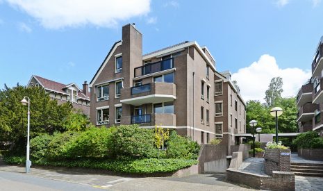 Te huur: Foto Appartement aan de Johan van Oldenbarneveltlaan 33G in 's-Gravenhage