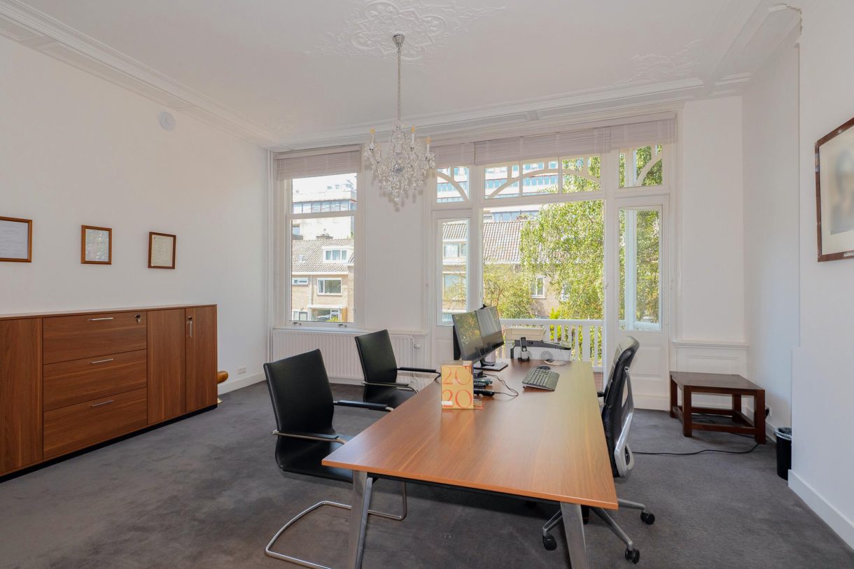 Te koop: Foto Woonhuis aan de Adelheidstraat 76 in 's-Gravenhage