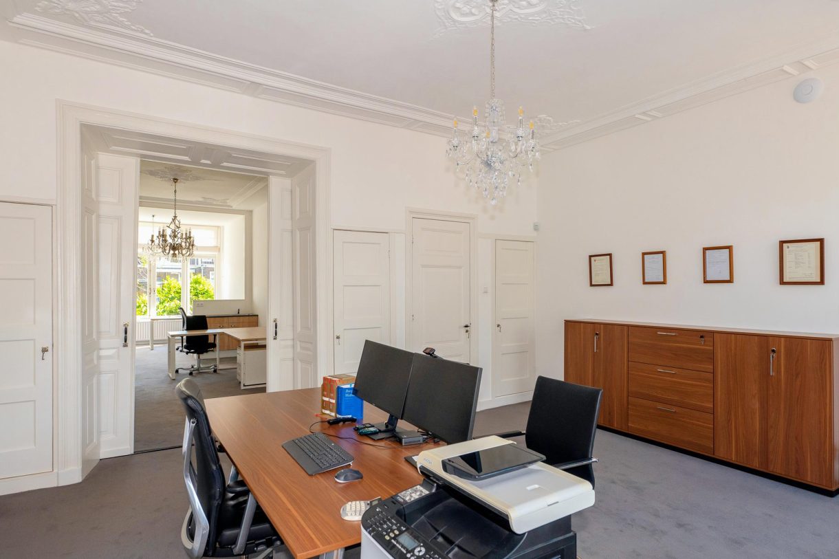 Te koop: Foto Woonhuis aan de Adelheidstraat 76 in 's-Gravenhage