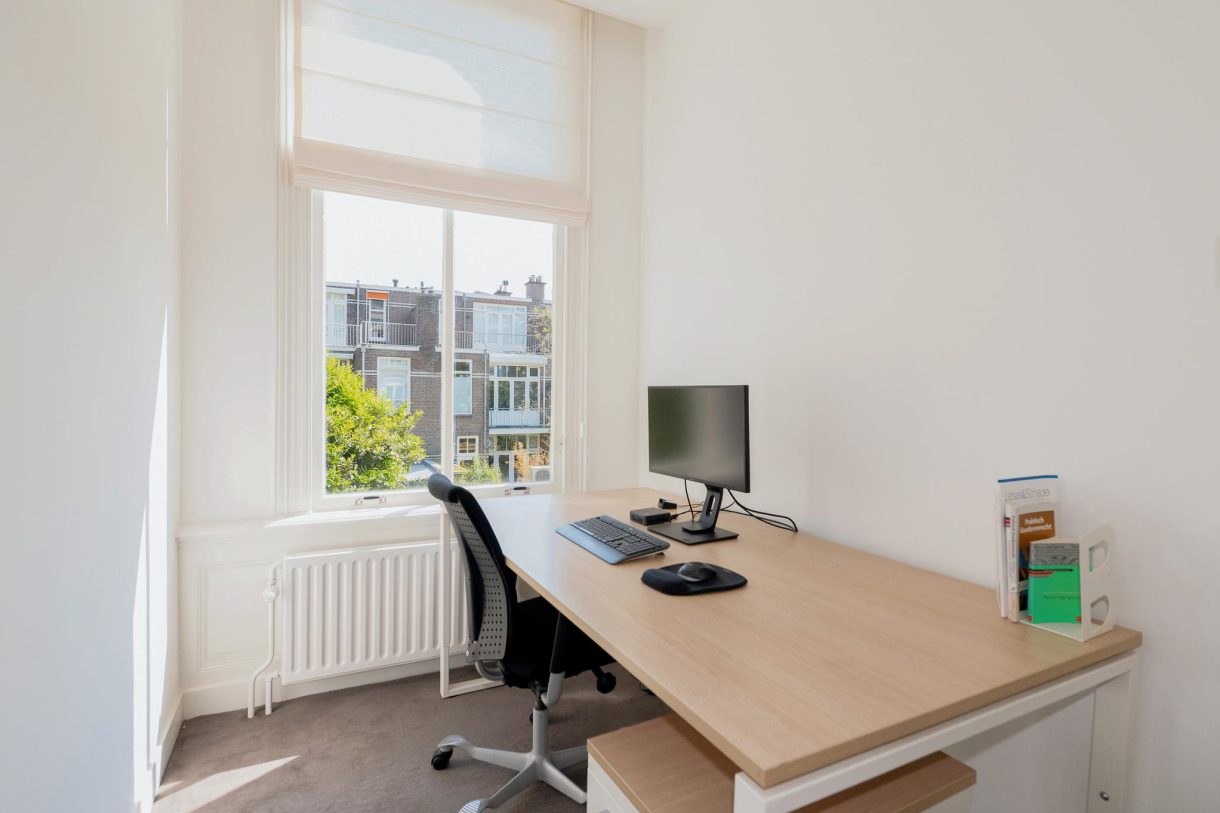 Te koop: Foto Woonhuis aan de Adelheidstraat 76 in 's-Gravenhage