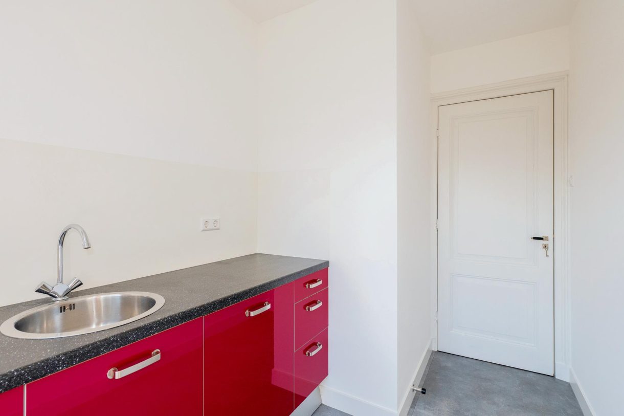 Te koop: Foto Woonhuis aan de Adelheidstraat 76 in 's-Gravenhage