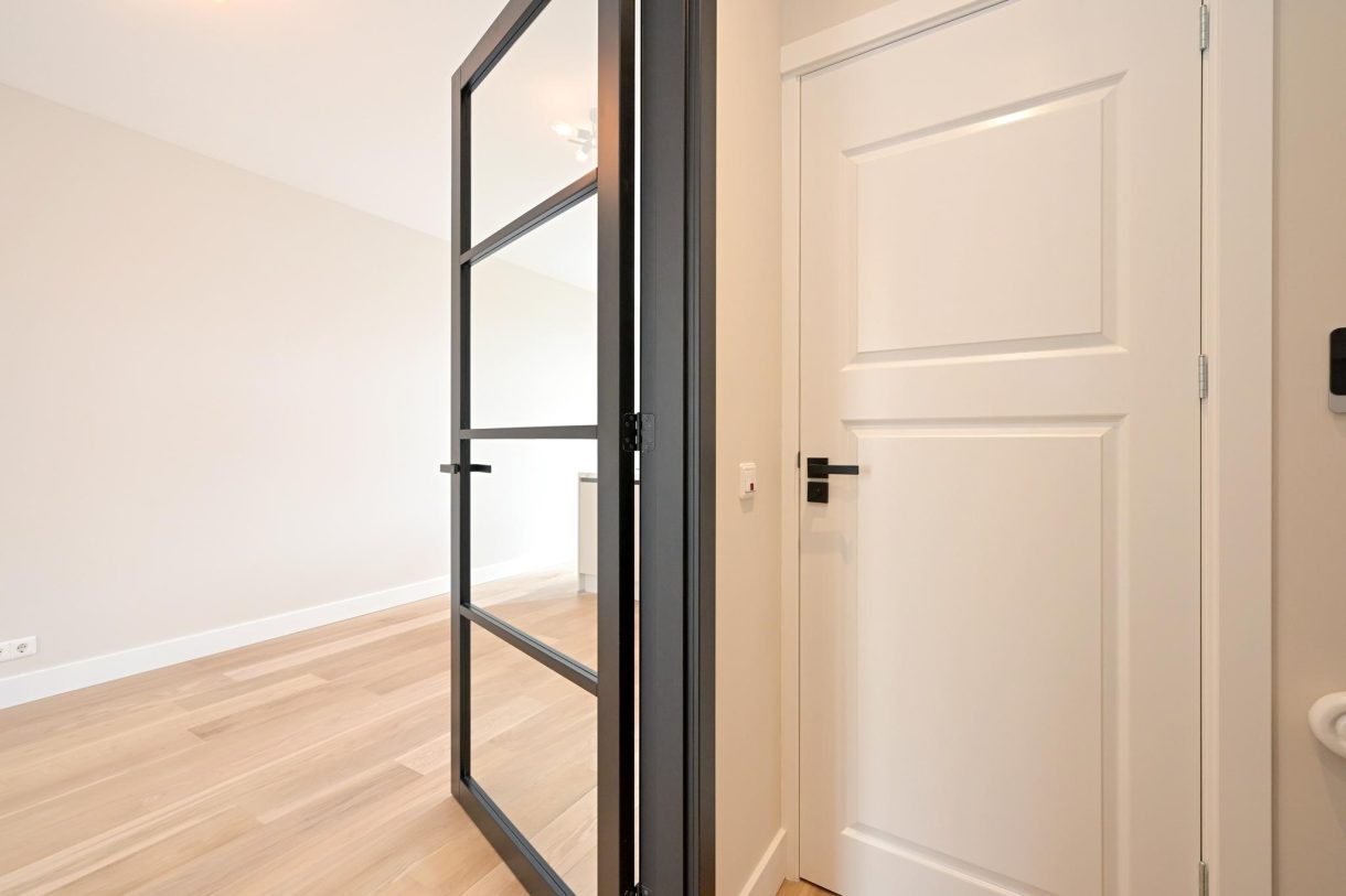 Te koop: Foto Appartement aan de Roggeveenstraat 142 in 's-Gravenhage