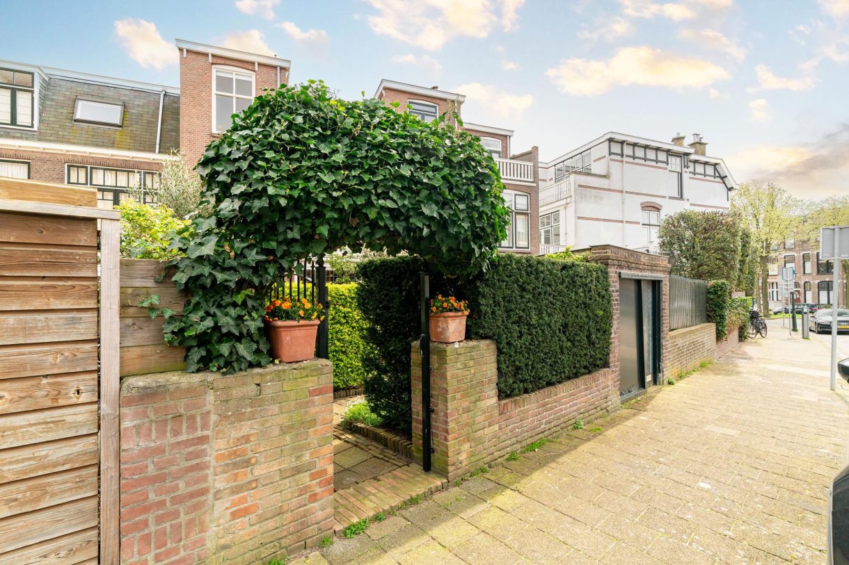 Te koop: Foto Woonhuis aan de Van Aerssenstraat 35 in 's-Gravenhage