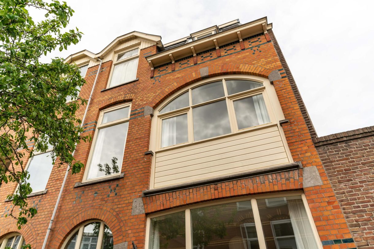 Te koop: Foto Woonhuis aan de Buijs Ballotstraat 83 in 's-Gravenhage