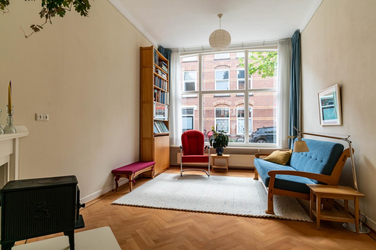 Te koop: Foto Woonhuis aan de Buijs Ballotstraat 83 in 's-Gravenhage