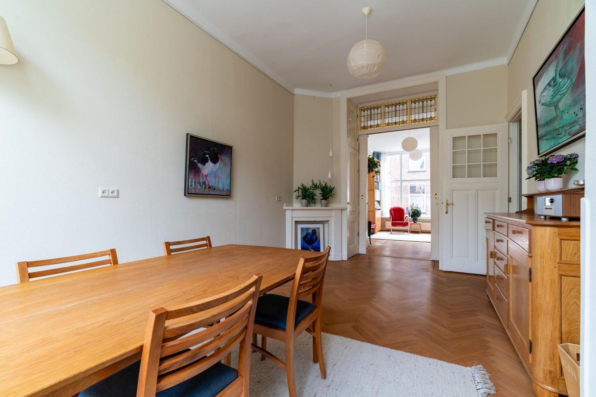 Te koop: Foto Woonhuis aan de Buijs Ballotstraat 83 in 's-Gravenhage