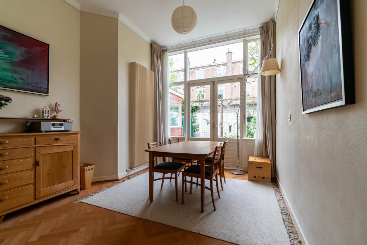 Te koop: Foto Woonhuis aan de Buijs Ballotstraat 83 in 's-Gravenhage