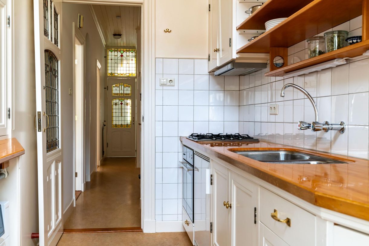 Te koop: Foto Woonhuis aan de Buijs Ballotstraat 83 in 's-Gravenhage