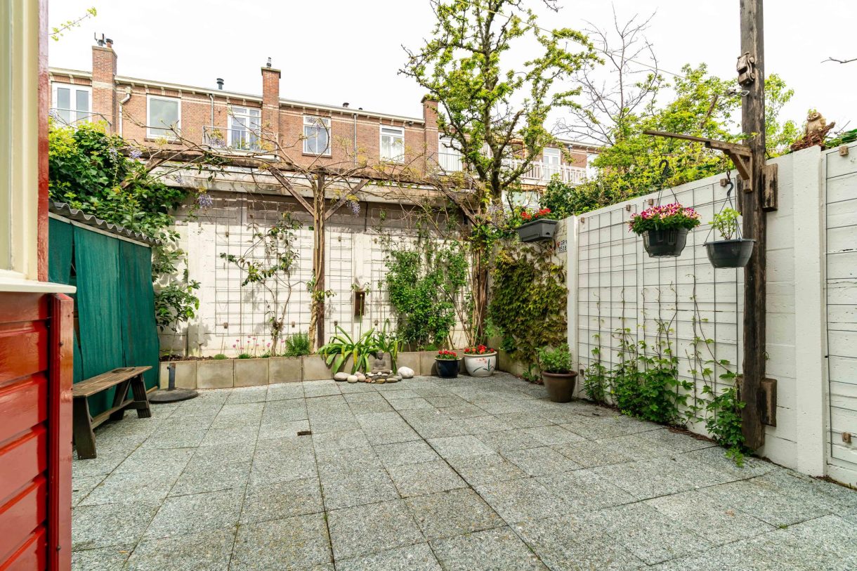 Te koop: Foto Woonhuis aan de Buijs Ballotstraat 83 in 's-Gravenhage