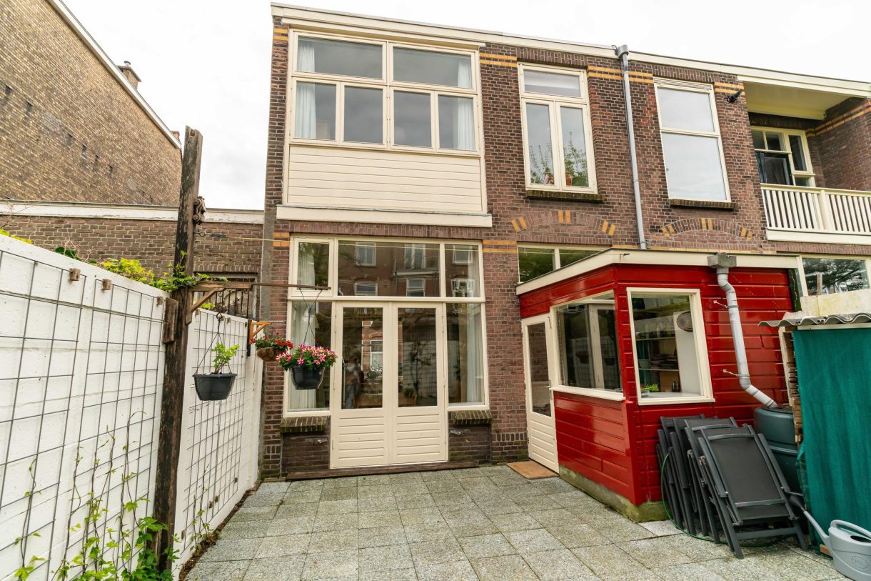 Te koop: Foto Woonhuis aan de Buijs Ballotstraat 83 in 's-Gravenhage