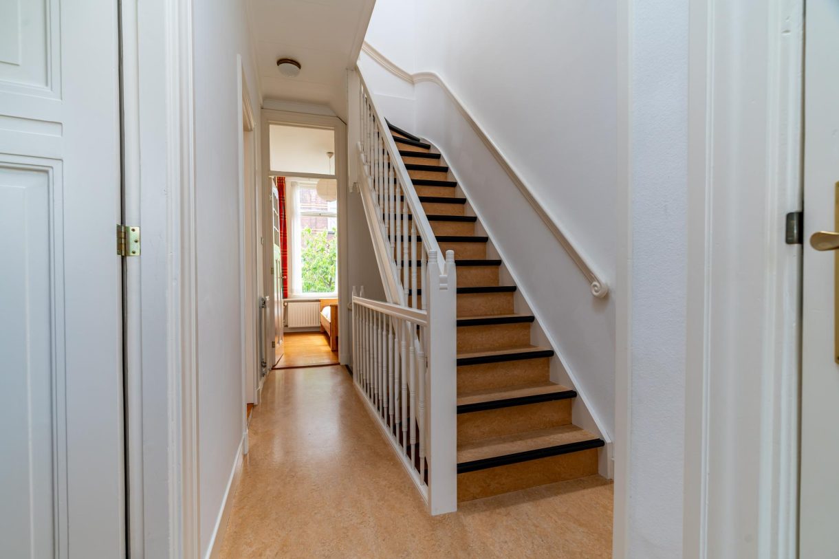 Te koop: Foto Woonhuis aan de Buijs Ballotstraat 83 in 's-Gravenhage