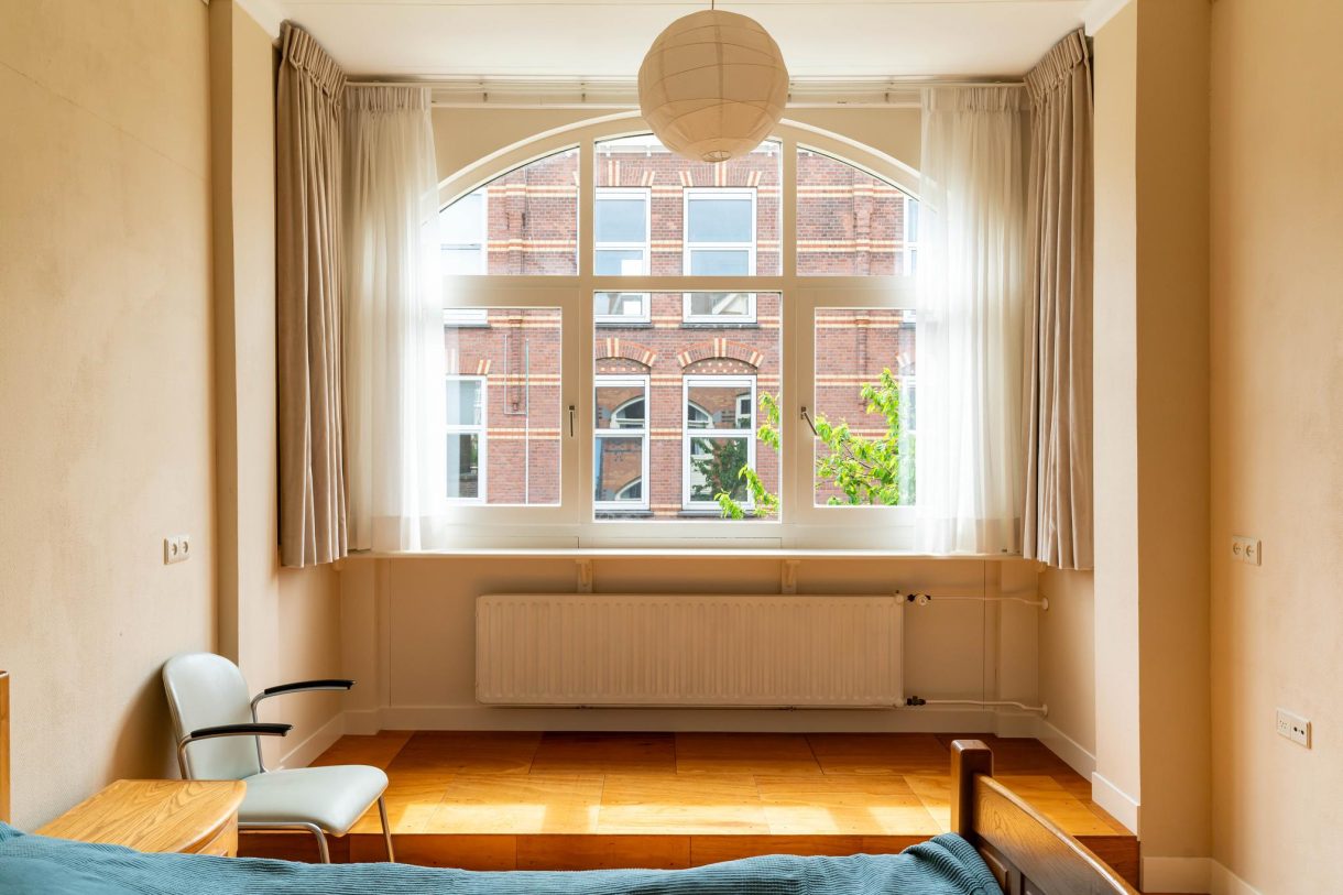 Te koop: Foto Woonhuis aan de Buijs Ballotstraat 83 in 's-Gravenhage