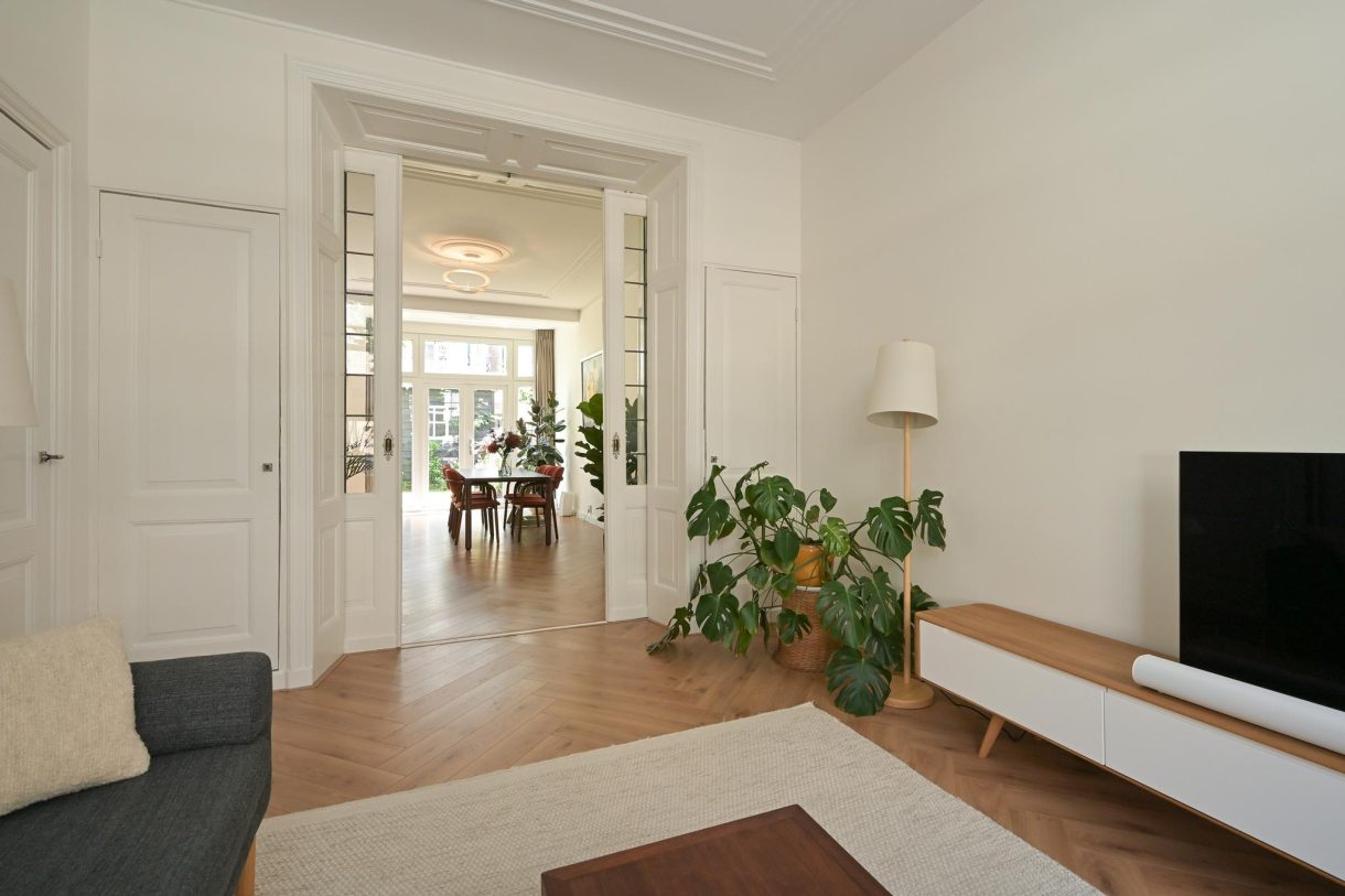 Te koop: Foto Appartement aan de Voltastraat 52 in 's-Gravenhage