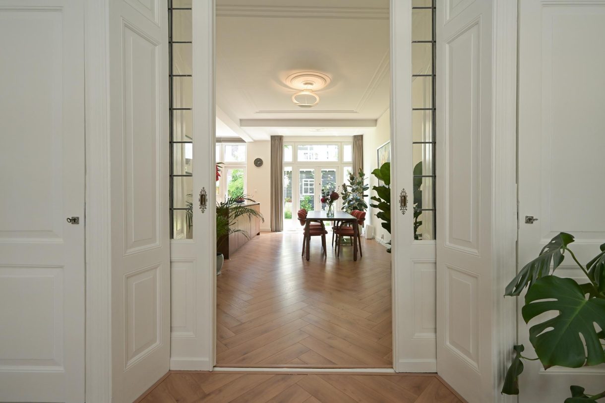 Te koop: Foto Appartement aan de Voltastraat 52 in 's-Gravenhage