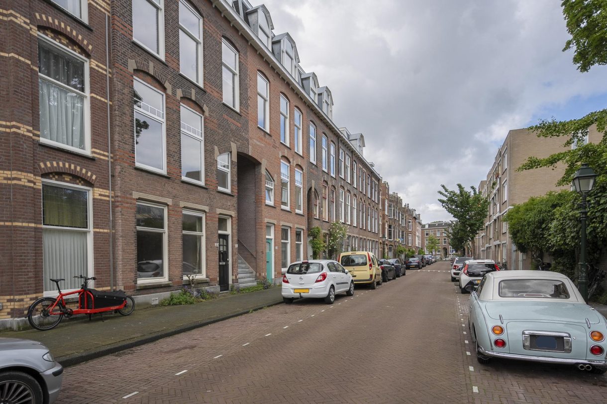 Te koop: Foto Appartement aan de Voltastraat 18 in 's-Gravenhage