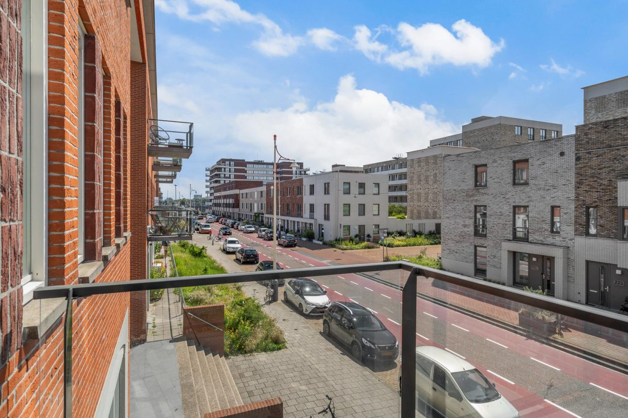 Te koop: Foto Appartement aan de Kranenburgweg 180V in 's-Gravenhage