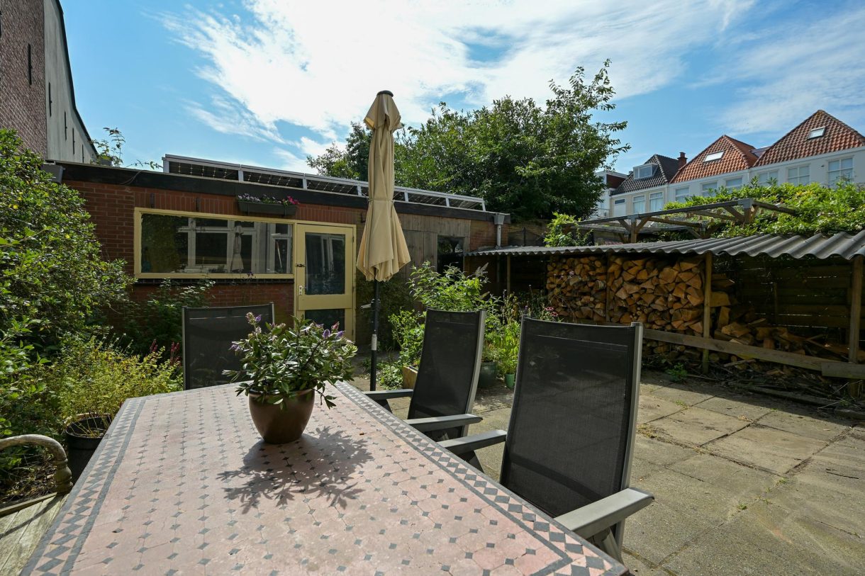 Te koop: Foto Woonhuis aan de Hugo de Grootstraat 6 in 's-Gravenhage