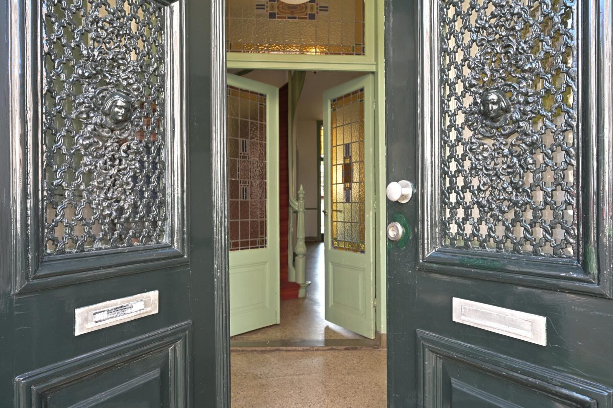 Te koop: Foto Woonhuis aan de Hugo de Grootstraat 6 in 's-Gravenhage