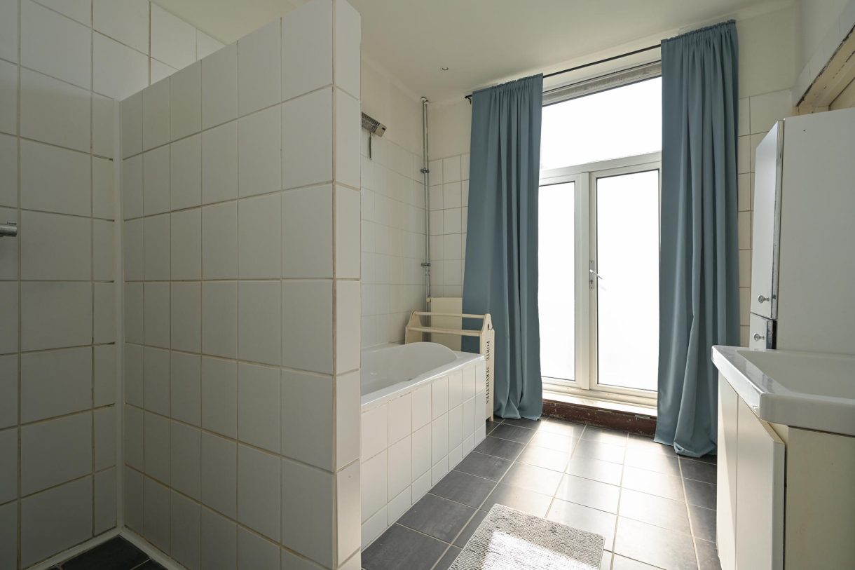 Te koop: Foto Woonhuis aan de Hugo de Grootstraat 6 in 's-Gravenhage