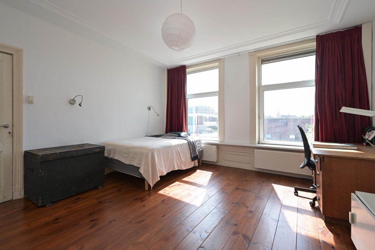 Te koop: Foto Woonhuis aan de Hugo de Grootstraat 6 in 's-Gravenhage