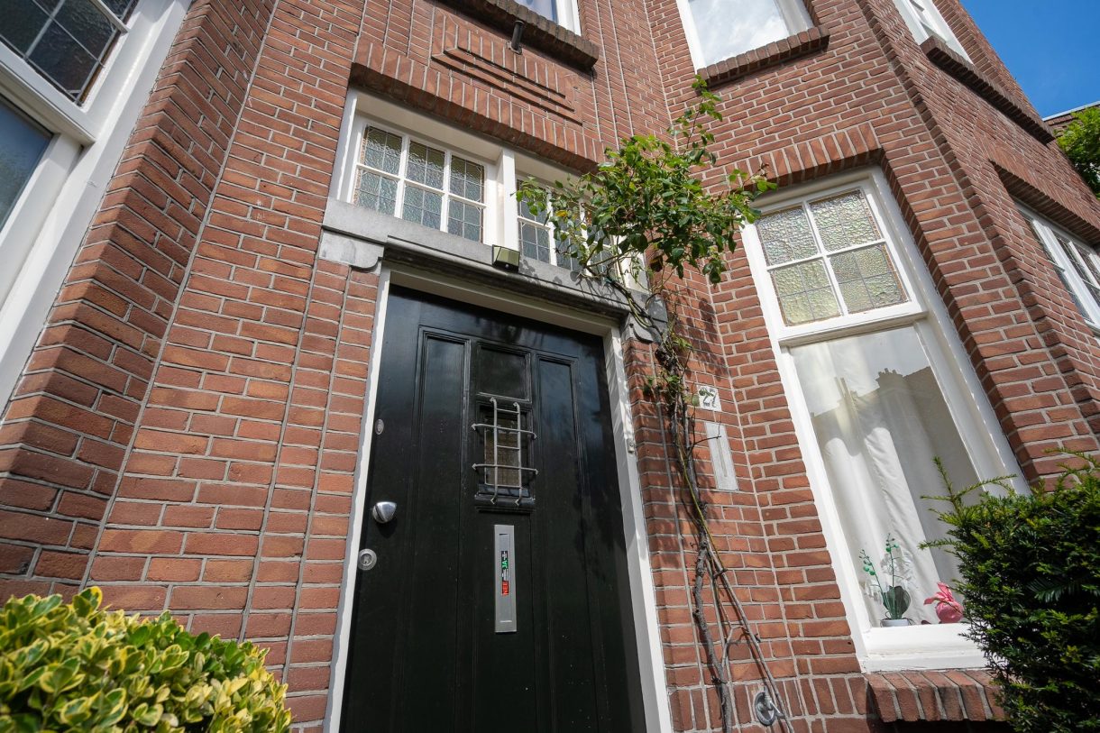 Te koop: Foto Woonhuis aan de Van Aerssenstraat 27 in 's-Gravenhage