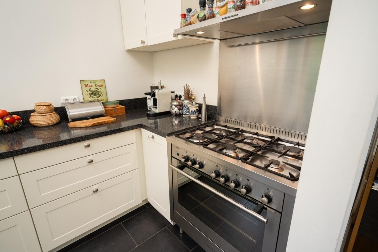 Te koop: Foto Woonhuis aan de Van Aerssenstraat 27 in 's-Gravenhage