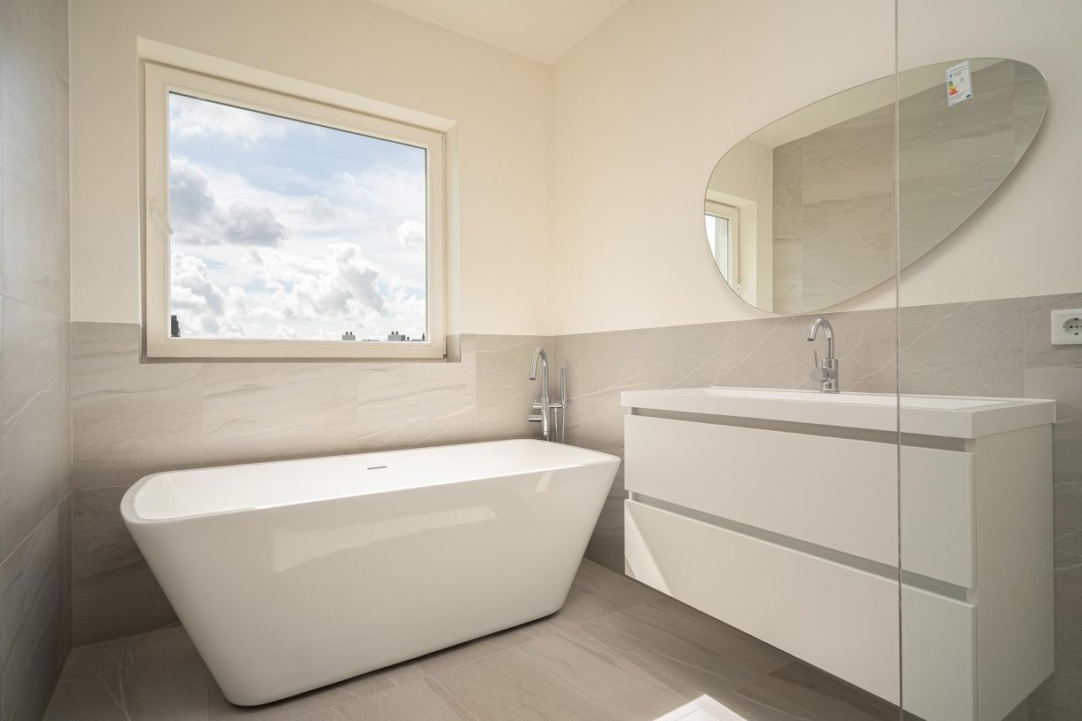 Te huur: Foto Woonhuis aan de Gevers Deynootweg 143 in 's-Gravenhage