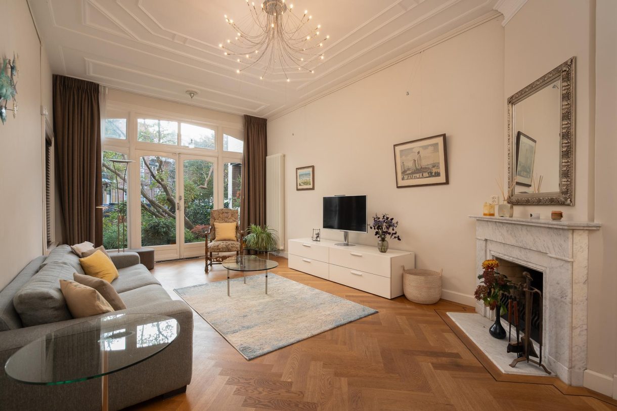 Te huur: Foto Woonhuis aan de Frederik Hendriklaan 13 in 's-Gravenhage