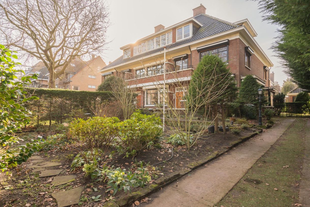 Te koop: Foto Woonhuis aan de Scheveningseweg 102A in 's-Gravenhage