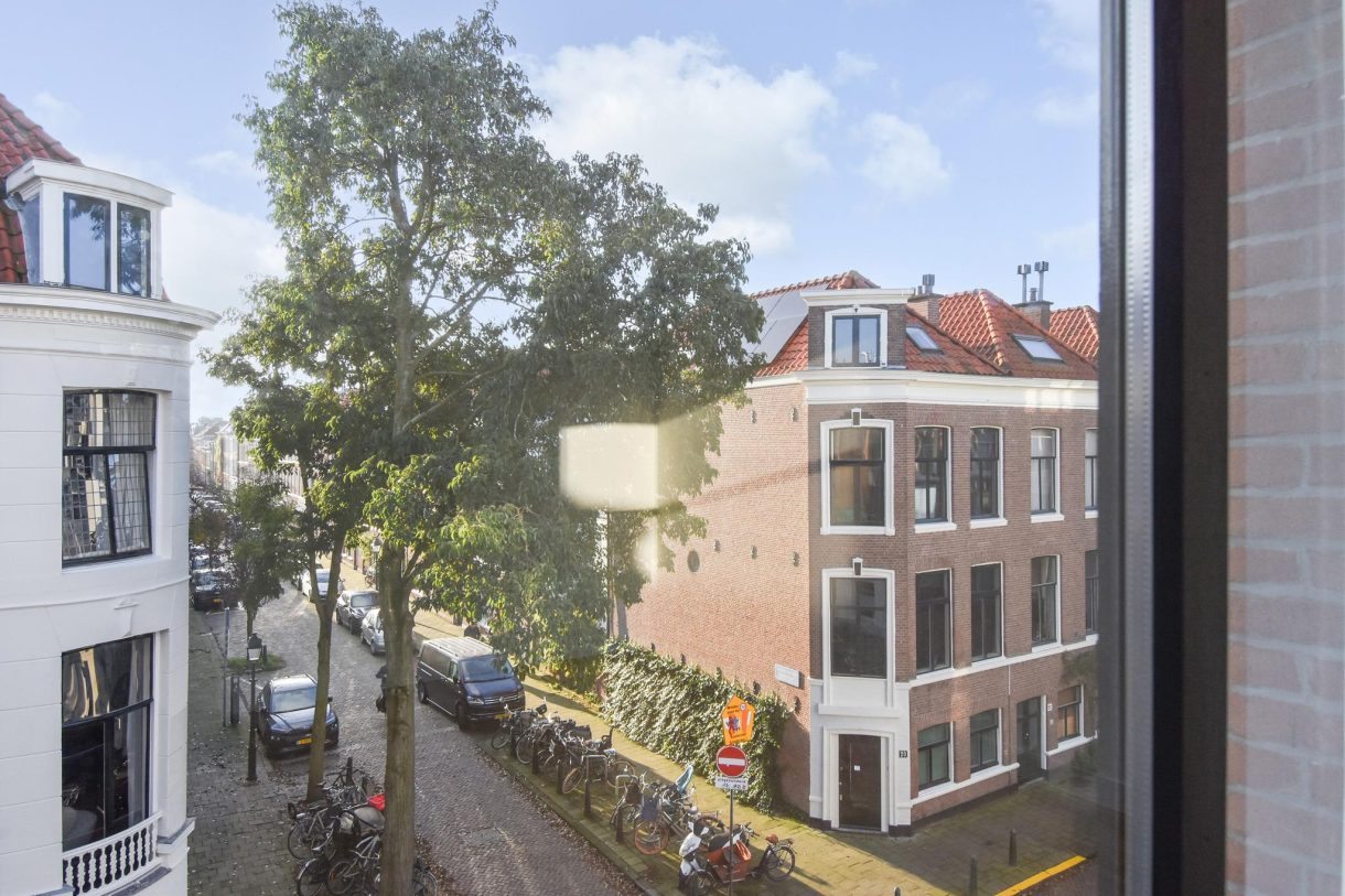Te koop: Foto Appartement aan de Hugo de Grootstraat 17-3 in 's-Gravenhage