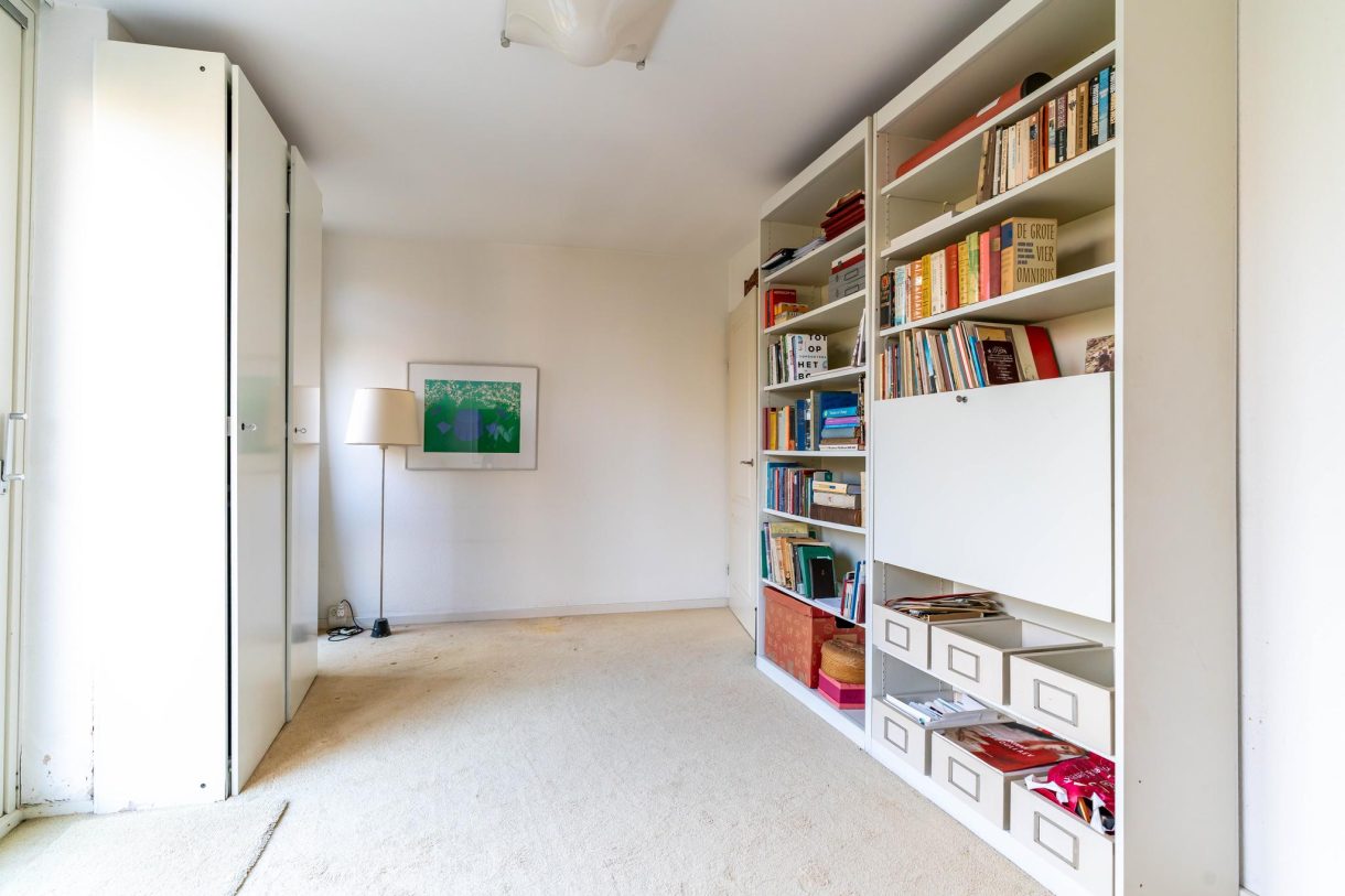 Te koop: Foto Appartement aan de Johan van Oldenbarneveltlaan 23H in 's-Gravenhage