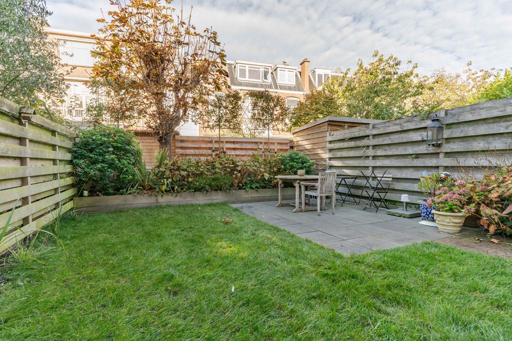 Te huur: Foto Woonhuis aan de Kanaalweg 20 in 's-Gravenhage