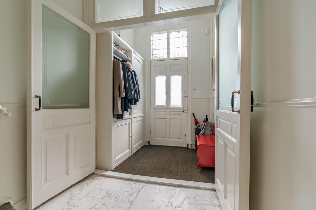 Te huur: Foto Woonhuis aan de Kanaalweg 20 in 's-Gravenhage