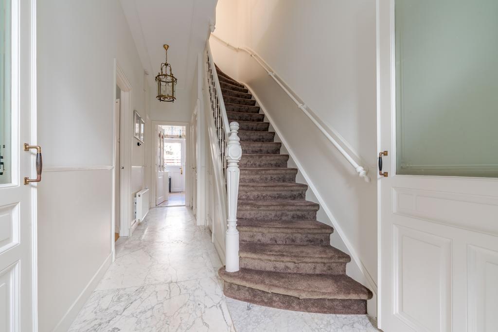 Te huur: Foto Woonhuis aan de Kanaalweg 20 in 's-Gravenhage