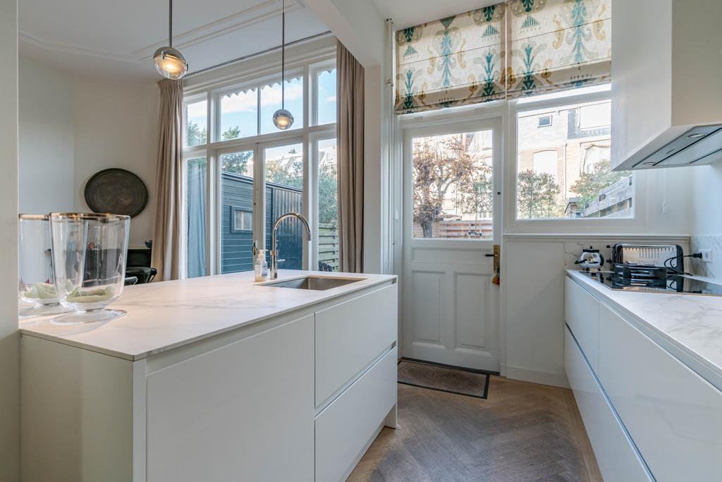 Te huur: Foto Woonhuis aan de Kanaalweg 20 in 's-Gravenhage