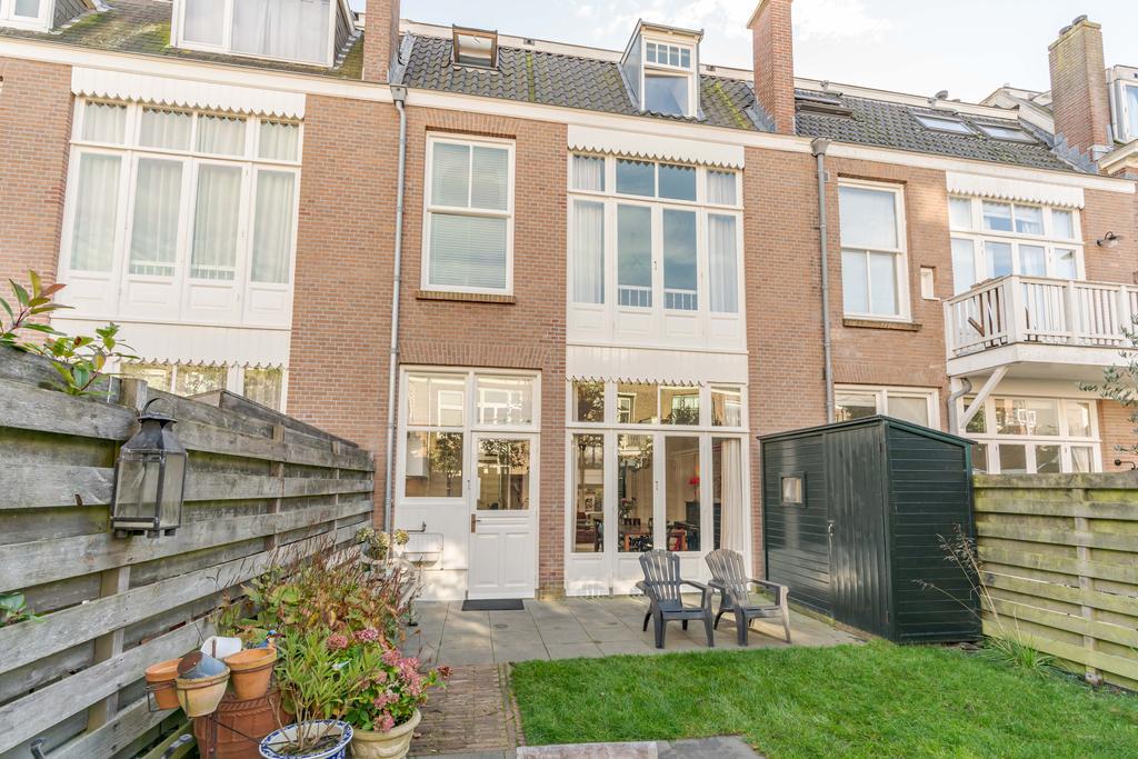 Te huur: Foto Woonhuis aan de Kanaalweg 20 in 's-Gravenhage