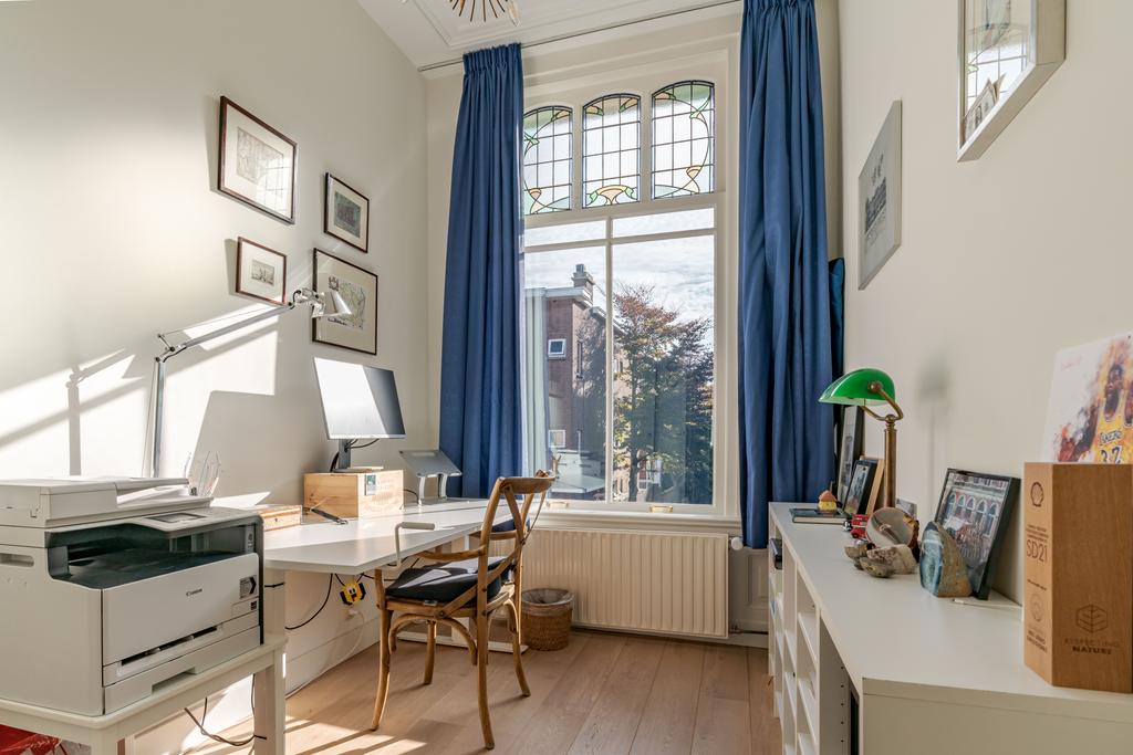 Te huur: Foto Woonhuis aan de Kanaalweg 20 in 's-Gravenhage