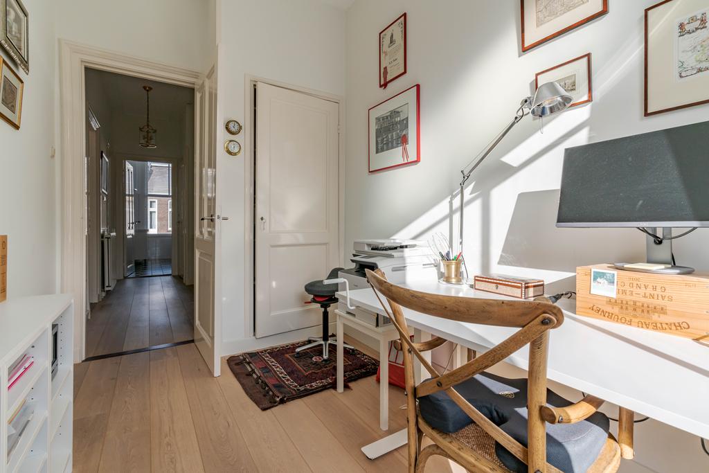 Te huur: Foto Woonhuis aan de Kanaalweg 20 in 's-Gravenhage