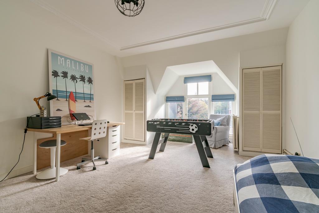 Te huur: Foto Woonhuis aan de Kanaalweg 20 in 's-Gravenhage