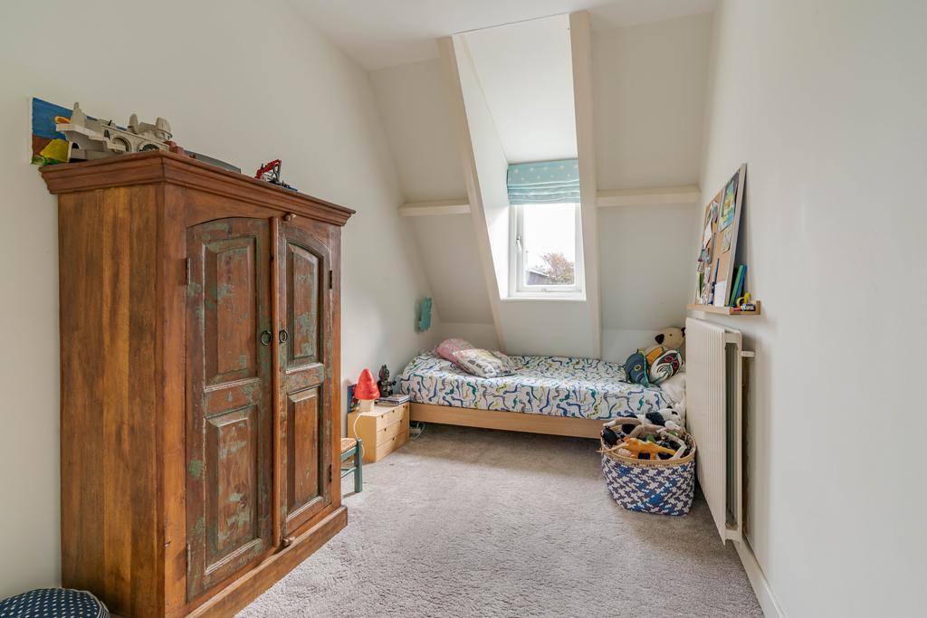 Te huur: Foto Woonhuis aan de Kanaalweg 20 in 's-Gravenhage