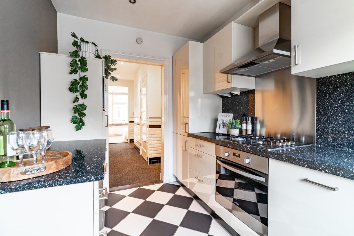 Te koop: Foto Appartement aan de Asterstraat 27 in 's-Gravenhage