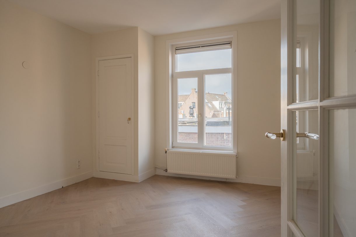 Te koop: Foto Appartement aan de Helmstraat 5C in 's-Gravenhage