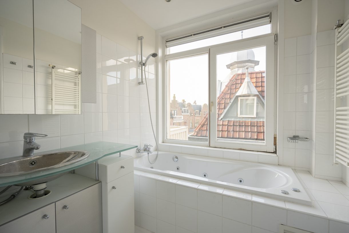 Te koop: Foto Appartement aan de Helmstraat 5C in 's-Gravenhage