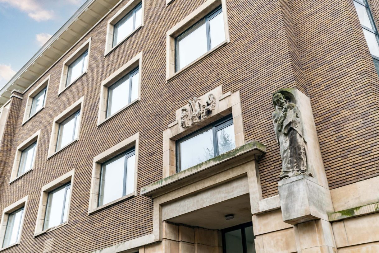 Te koop: Foto Appartement aan de Varkenmarkt 27 in 's-Gravenhage