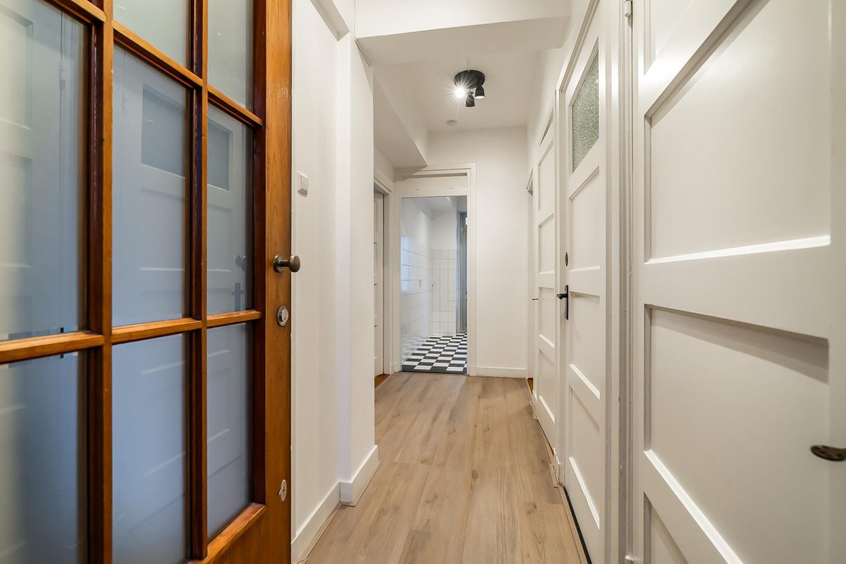 Te koop: Foto Appartement aan de Varkenmarkt 27 in 's-Gravenhage