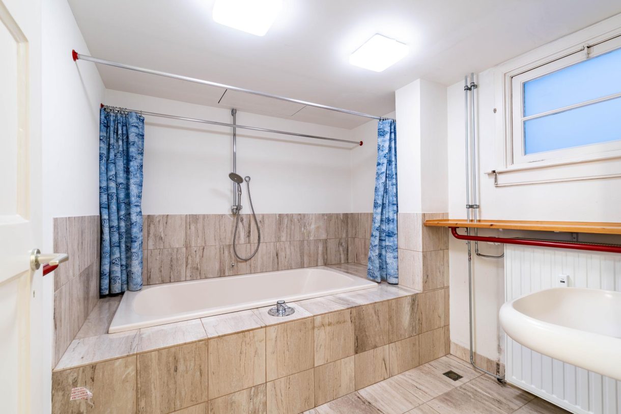 Te koop: Foto Appartement aan de Alexander Gogelweg 7 in 's-Gravenhage