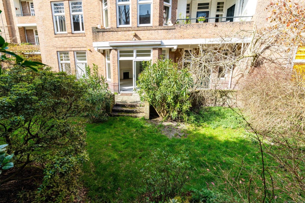 Te koop: Foto Appartement aan de Alexander Gogelweg 7 in 's-Gravenhage