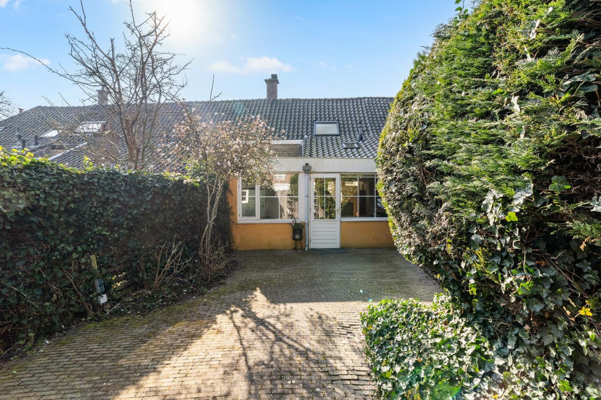 Te koop: Foto Woonhuis aan de Willem Beukelszoonplein 24 in 's-Gravenhage