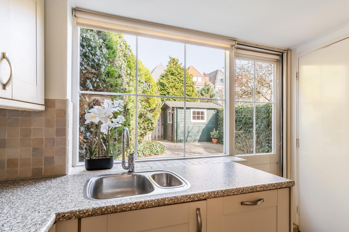 Te koop: Foto Woonhuis aan de Willem Beukelszoonplein 24 in 's-Gravenhage