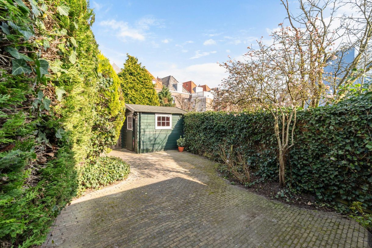 Te koop: Foto Woonhuis aan de Willem Beukelszoonplein 24 in 's-Gravenhage